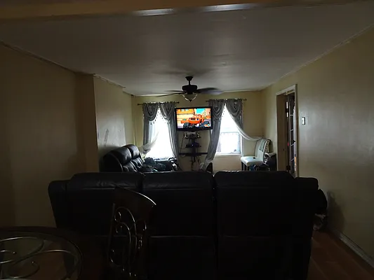 Sold by Remax Real Estate Professionals | media 2