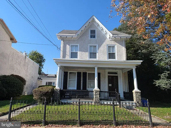 420 Lyceum Ave #1R, Philadelphia, PA 19128