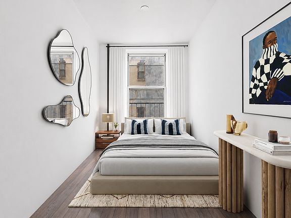 5th image of 101 Thompson St APT 19