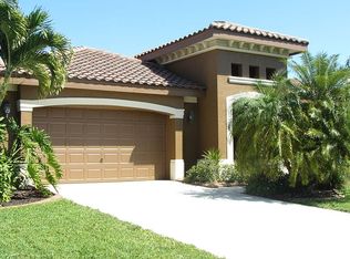 135 SE 43rd Ln, Cape Coral, FL 33904