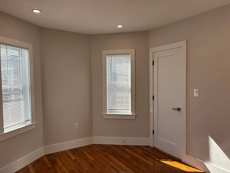 80 Sudan St #3 — Photo 4