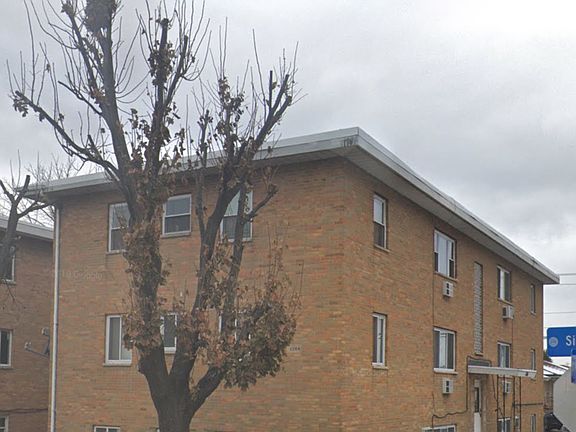 2nd image of 1306 Sibley Blvd APT 3