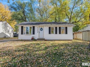 304 N Water St, Rochester, IL 62563