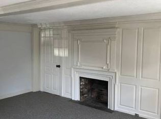 20 Pine St APT 3, Gloucester, MA 01930
