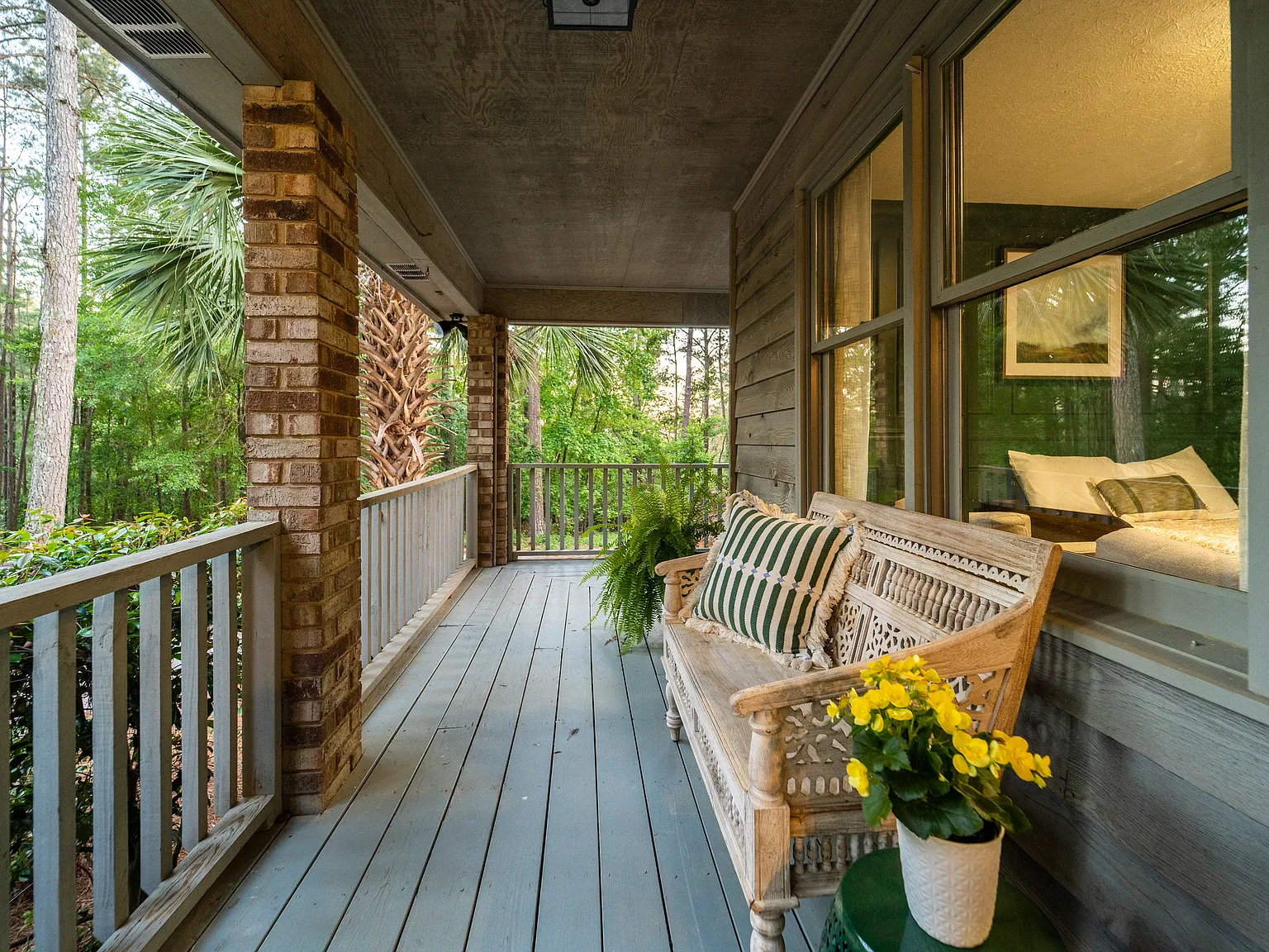 4 bed, 2.5 bath, 2000 sqft, $5,000 — Photo 3