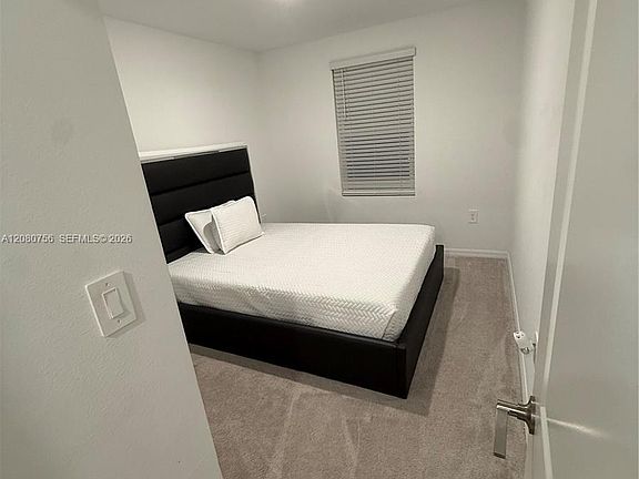 5th image of 3622 Mayfair St