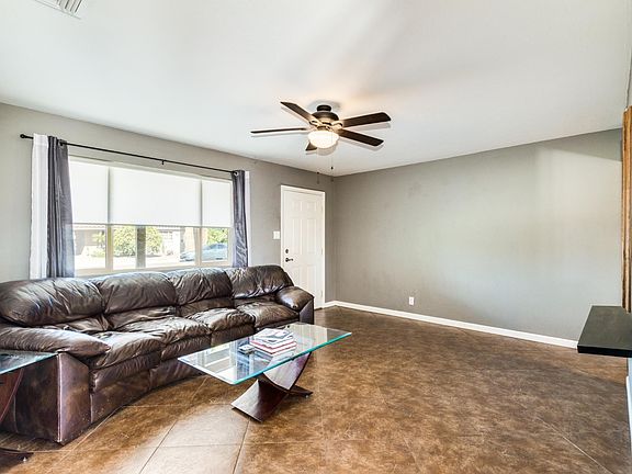 4th image of 7507 E Latham St