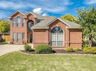 17 Enchanted Ct, Mansfield, TX 76063