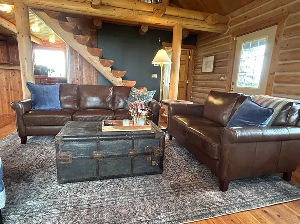 90 Ramblin Hills Rd, Thayne, WY 83127