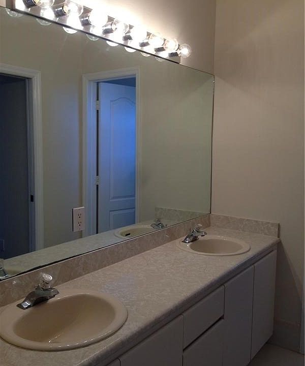 2nd image of 16820 SW 36th Ct