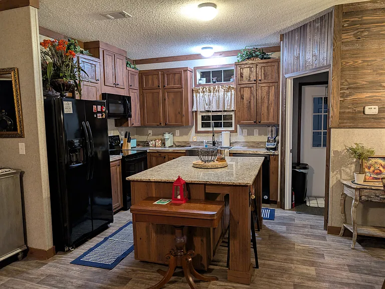 1208 N County Road 315 — Photo 4