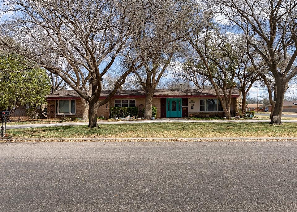 1st image of 309 SW 14th St