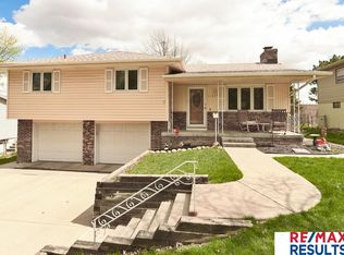 11317 Gold St, Omaha, NE 68144