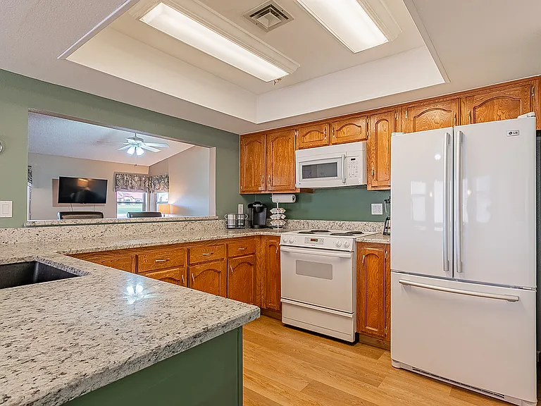 10637 S Calle Raquel — Photo 13