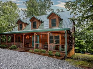 283 Weaver Ln, Lake Lure, NC 28746