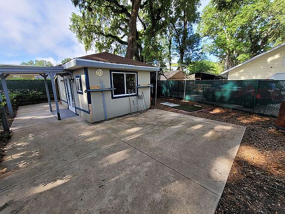 5th image of 2380 SE 51st Ave
