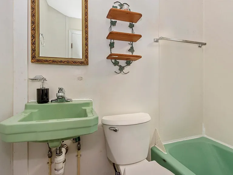 13634 Glissans Mill Rd — Photo 21