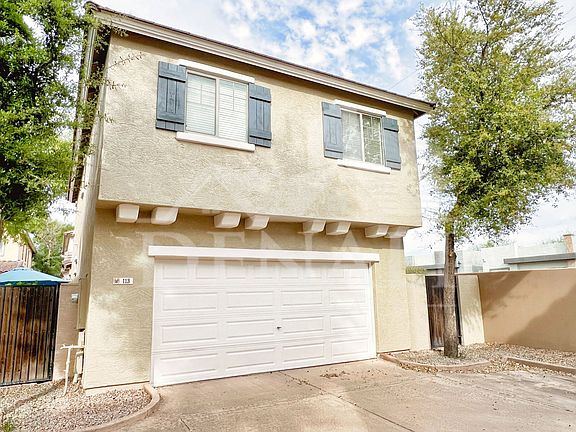 2nd image of 113 E Palomino Dr
