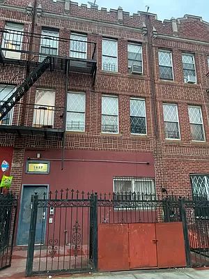 1st image of 1637 Saint Johns Pl