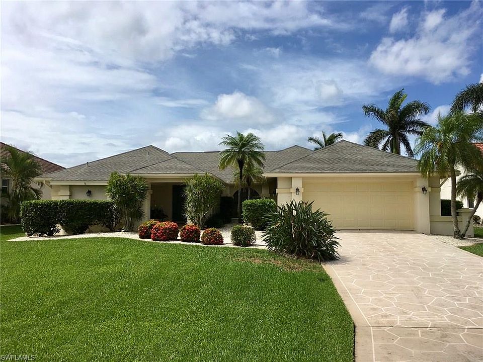 1st image of 1504 SW 54th Ter