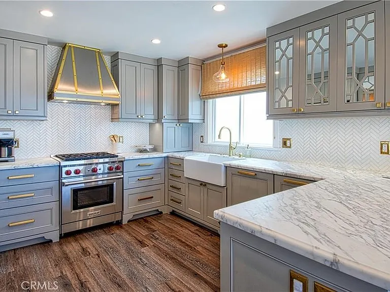 1119 E Balboa Blvd #A — Photo 10