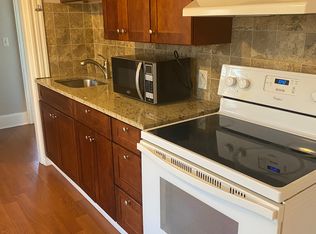 34 Chestnut St APT 2, Wakefield, MA 01880