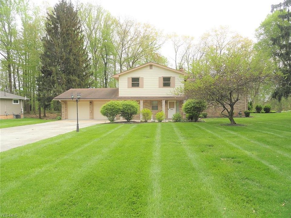 1st image of 190 Lucy Ln