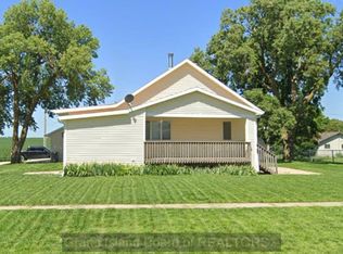 312 Said St, Cairo, NE 68824