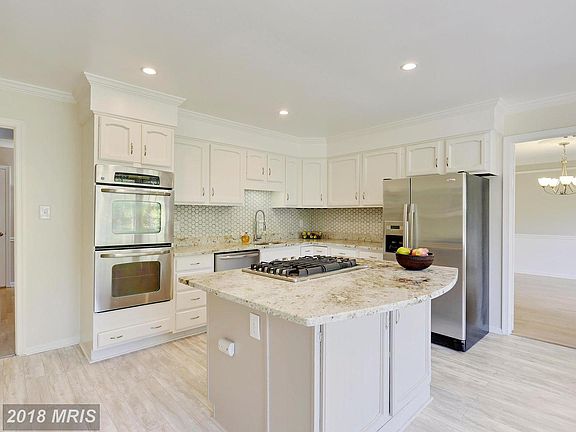 4th image of 7560 Pepperell Dr