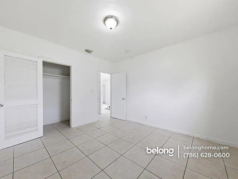 280 Seaman Ave — Photo 8