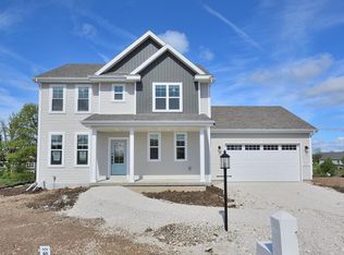 W199N5299 Ponderosa Ct, Menomonee Falls, WI