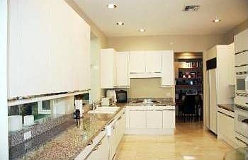 5th image of 3775 NE 207th Ter