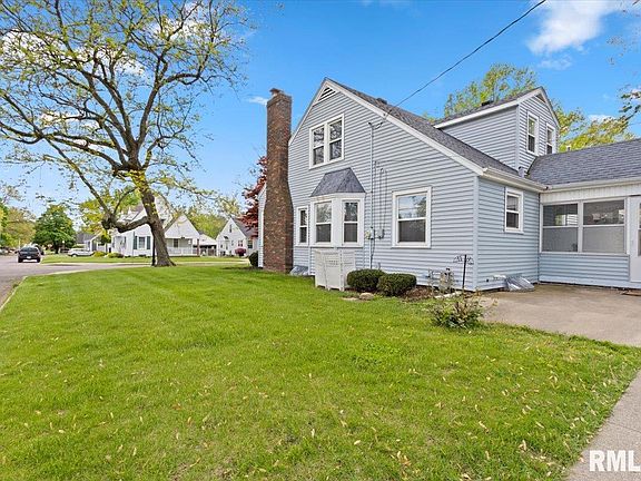 5th image of 931 E Richwoods Blvd