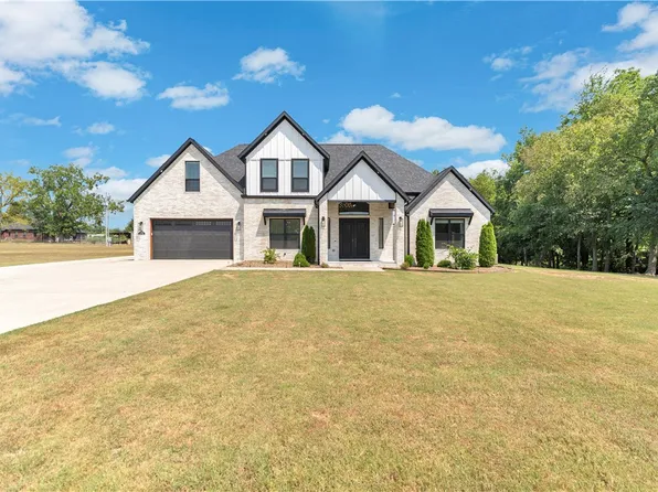 11958 Landers Rd, Rogers, AR 72756
