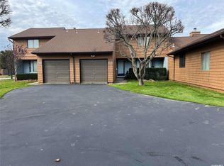 179 Scarlett Dr, Commack, NY 11725