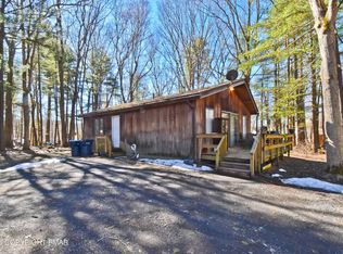 1273 Park Dr, East Stroudsburg, PA 18302