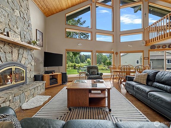 4th image of 691 Pebble Beach Drive