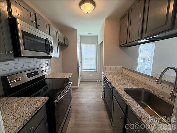 5th image of 4160 Broadstairs Dr SW
