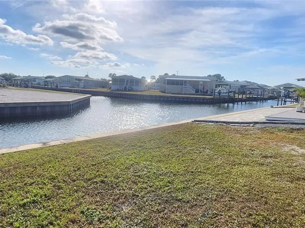 158 S Saint Thomas Cir #100, Apollo Beach, FL 33572