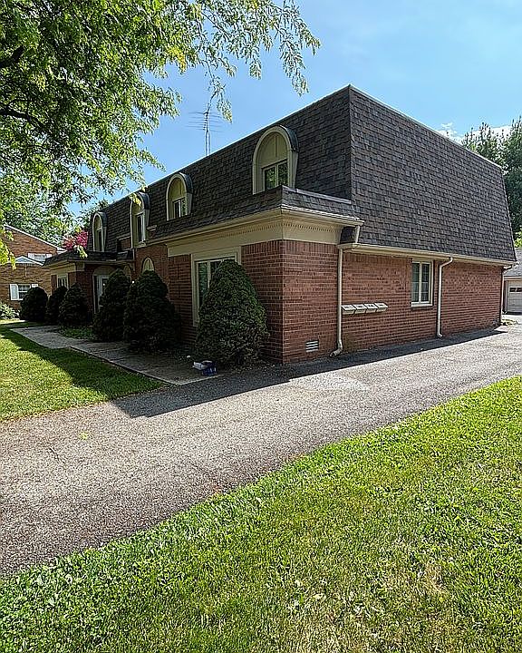 1st image of 2402 Rockspring Rd