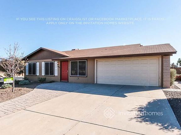 3rd image of 805 W Harvard Dr