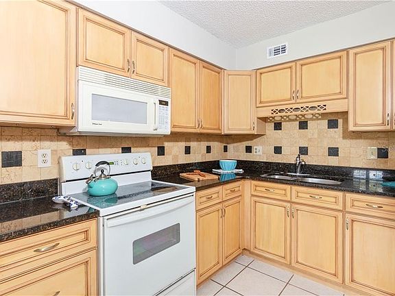 2nd image of 3812 Cortez Cir Unit A