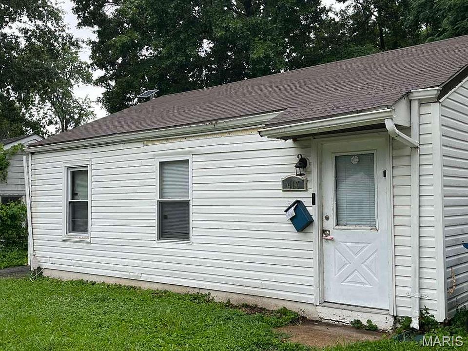 1st image of 417 Mueller Ave