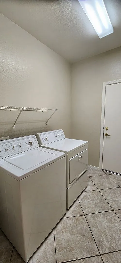 2 Bedroom Patio Home in Age Restricted Sun City Anthem — Photo 4