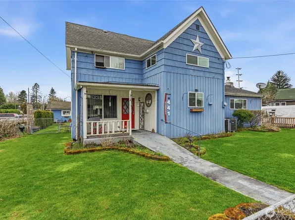 441 4th Avenue SW, Castle Rock, WA 98611