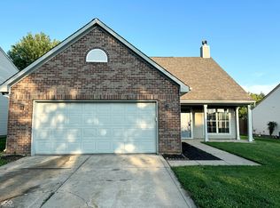 6114 Boulder Dr, Anderson, IN 46013