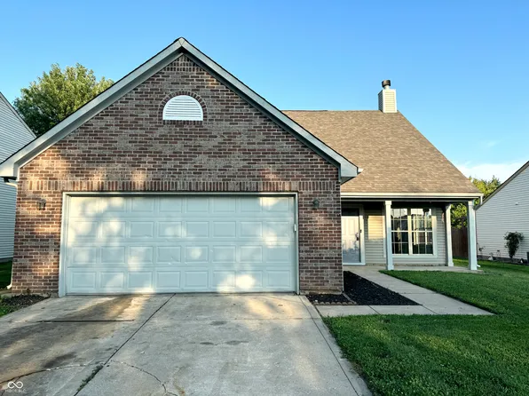 6114 Boulder Dr, Anderson, IN 46013