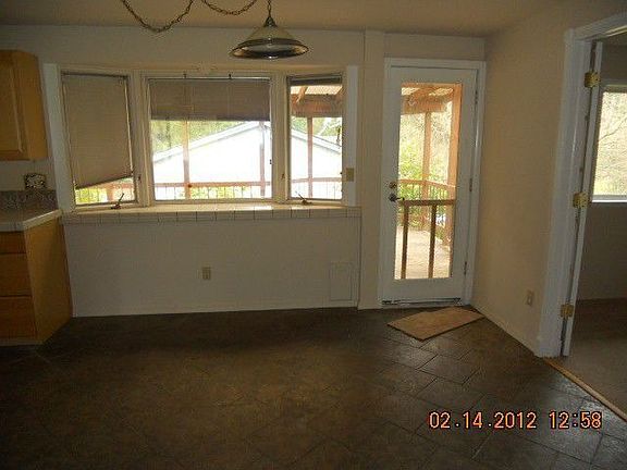 4th image of 5701 122nd Ave SE