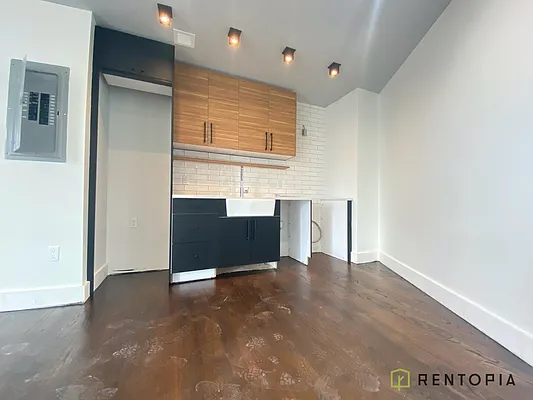Rented by Rentopia | media 23