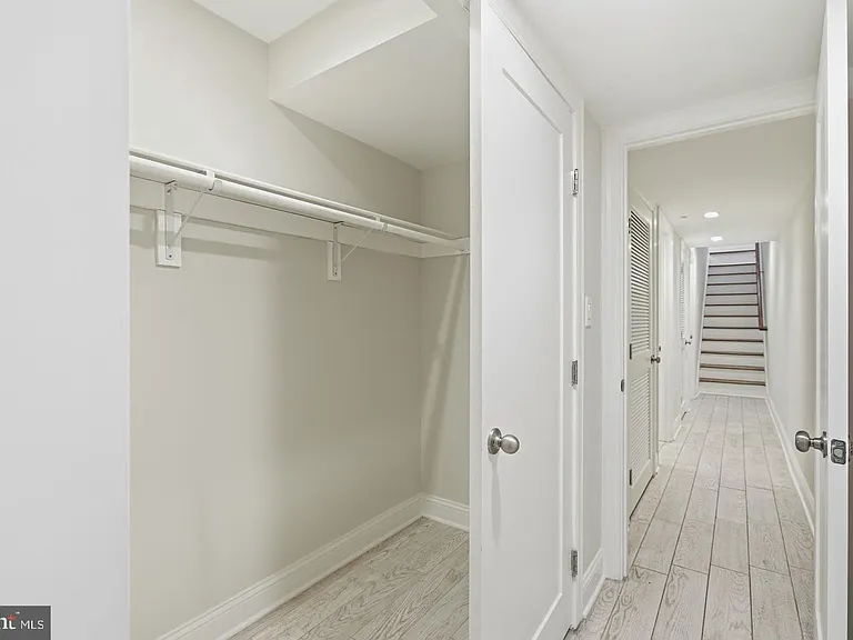 1820 Independence Ave SE #1 — Photo 21